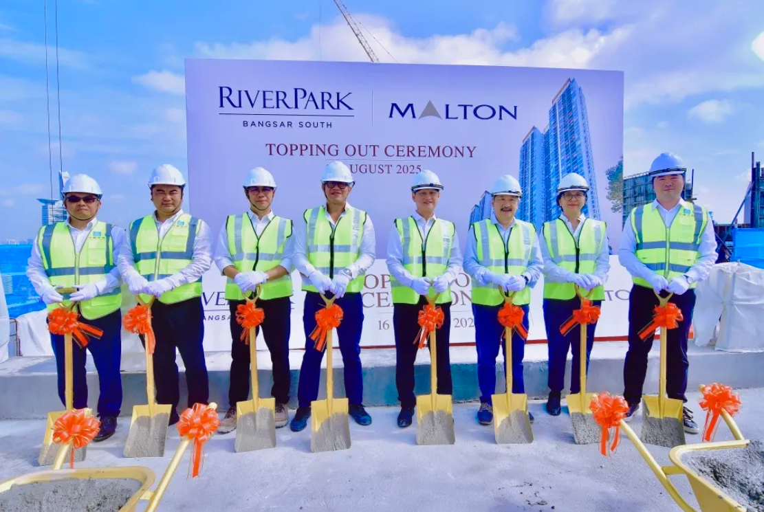 中国建筑马来西亚河滨公园项目顺利封顶1.png