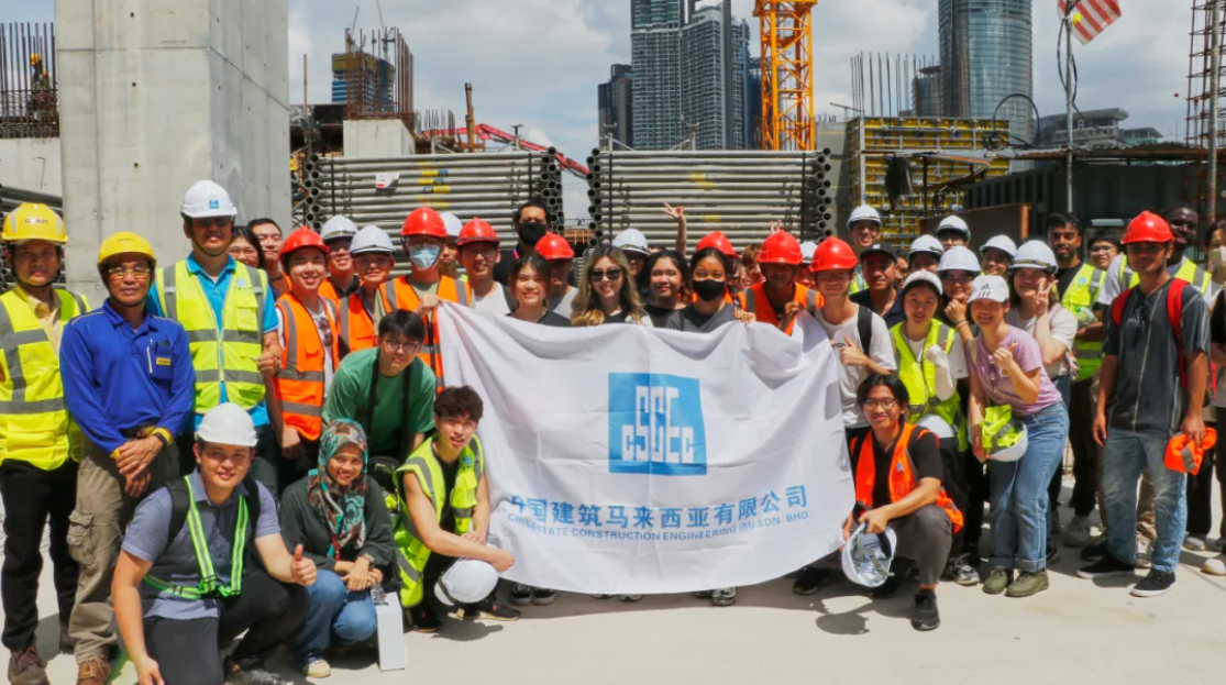 中国建筑马来西亚河滨公园项目顺利封顶4.png